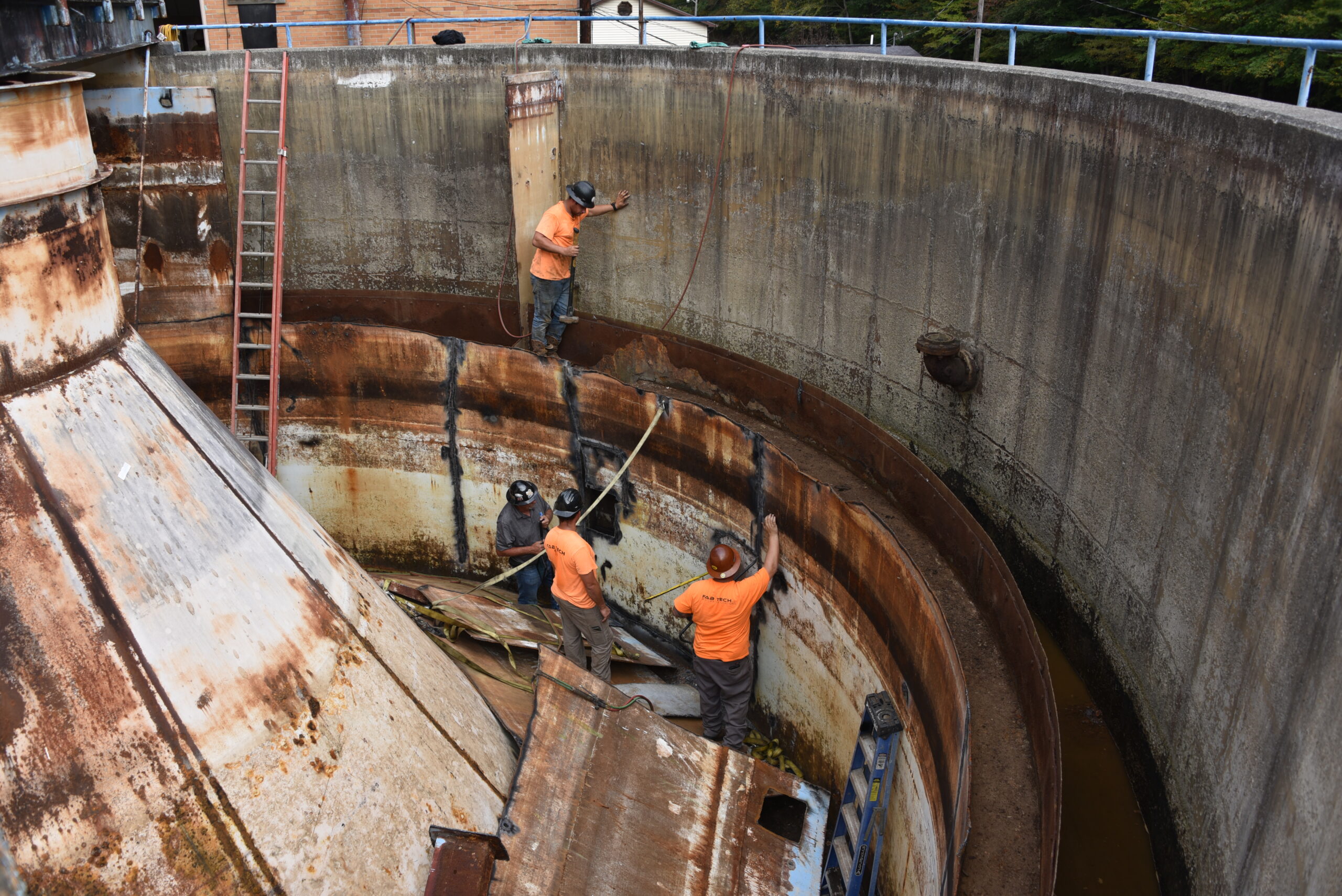 Officials discuss water