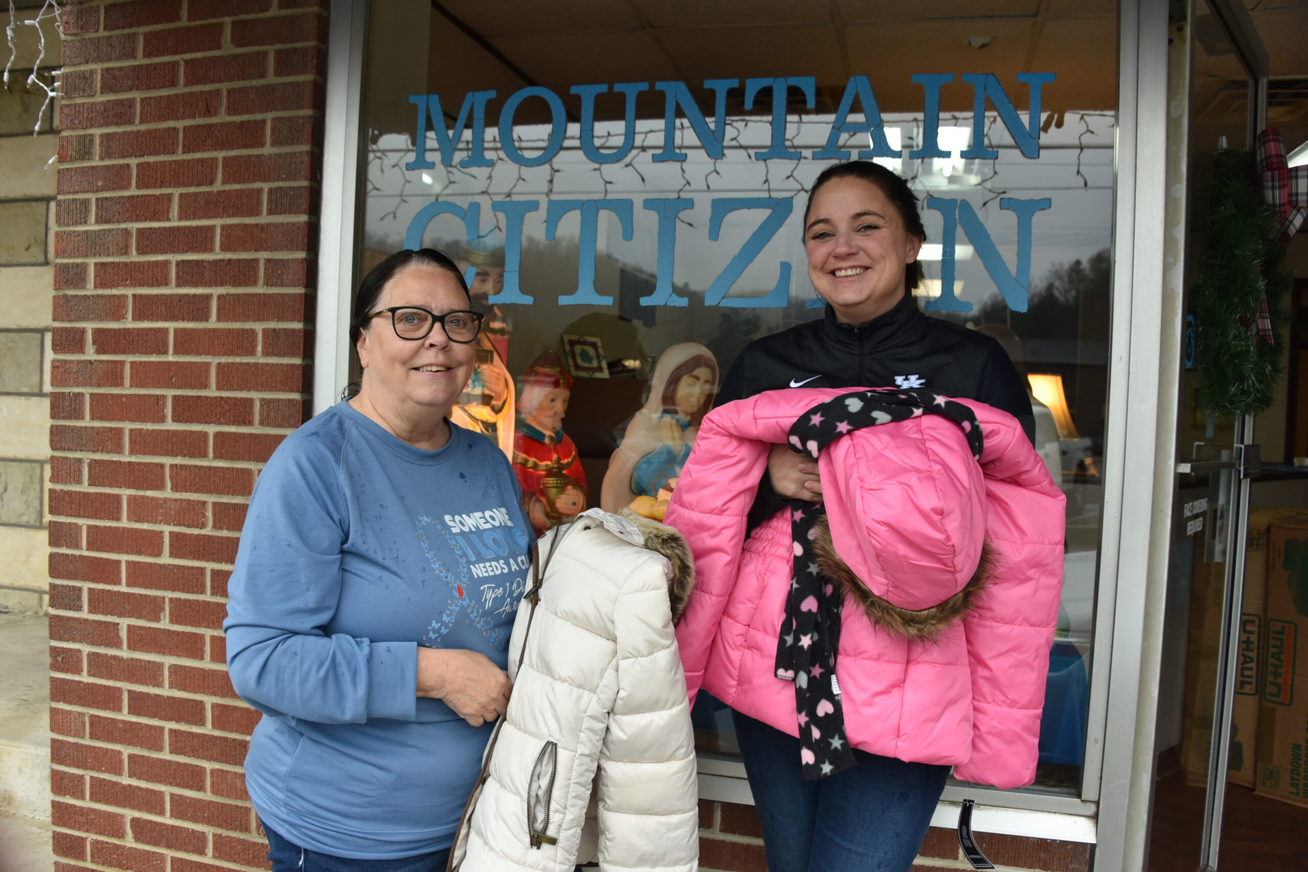 Coat giveaway starts Monday at the Mountain Citizen