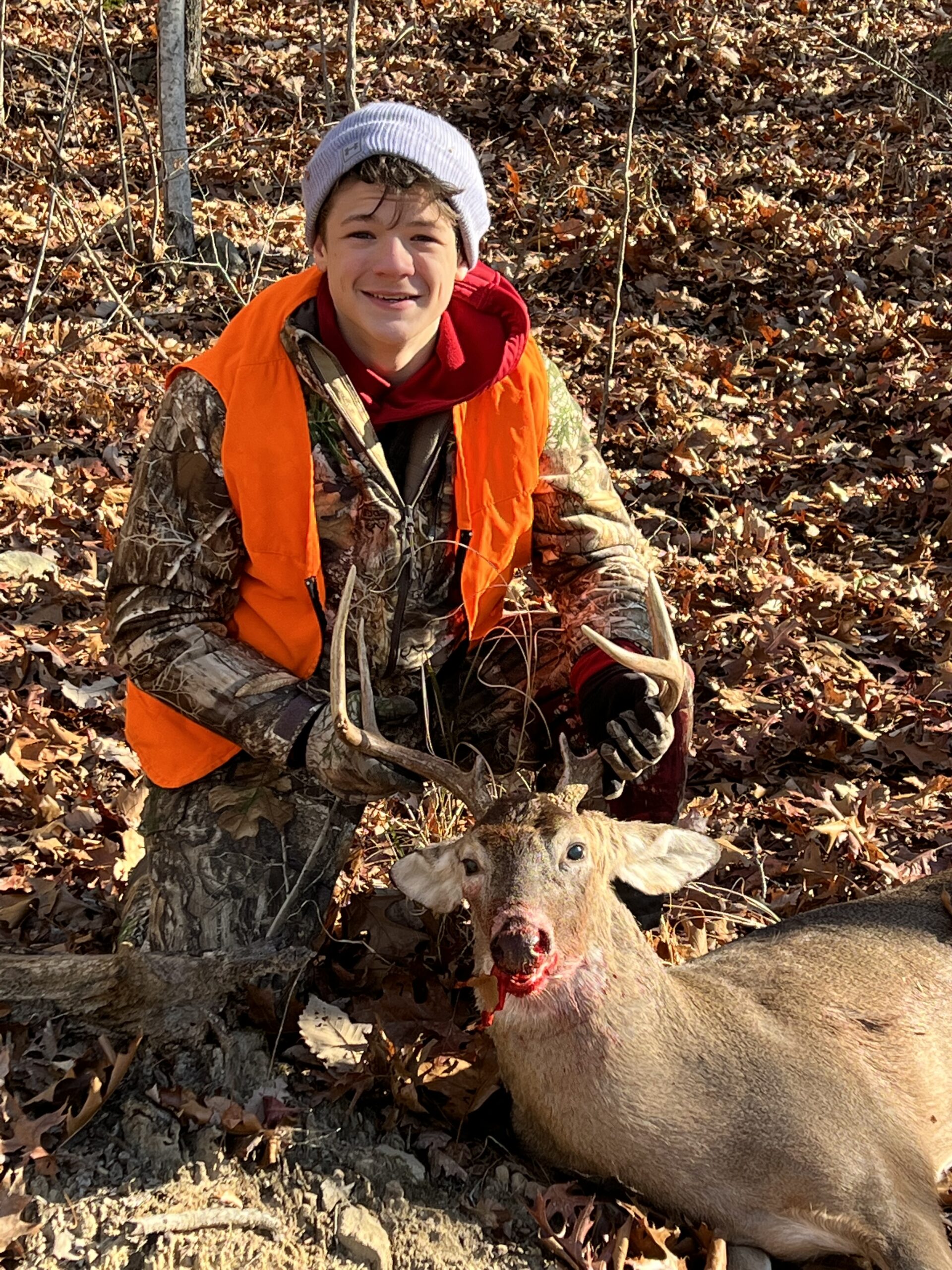 Maynard bags 10-point buck