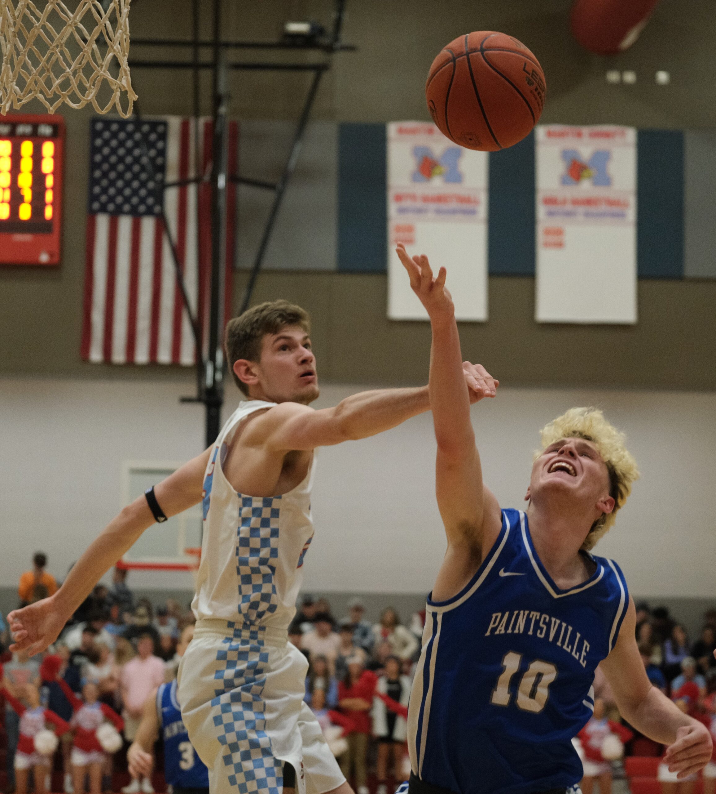 Former Cardinals to assist with E&A Hoops Camp