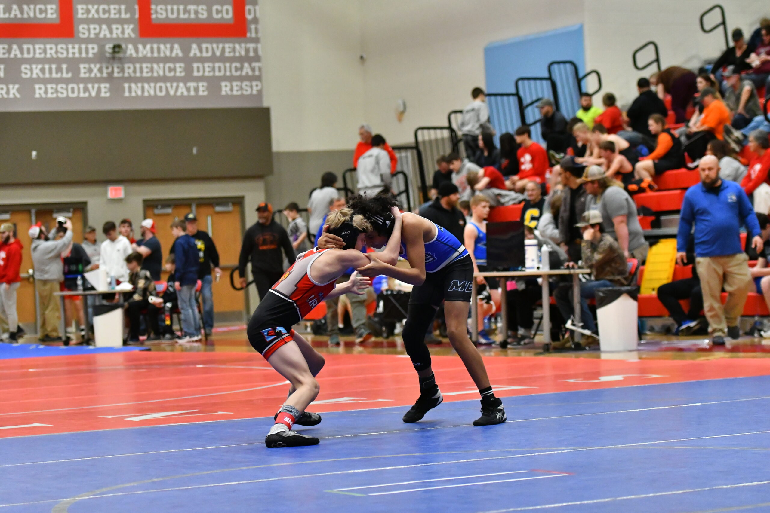 Martin County wrestlers advance to state