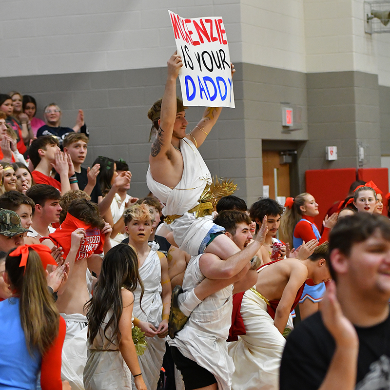 Cardinals Pep Club brings spirit to the 57th District