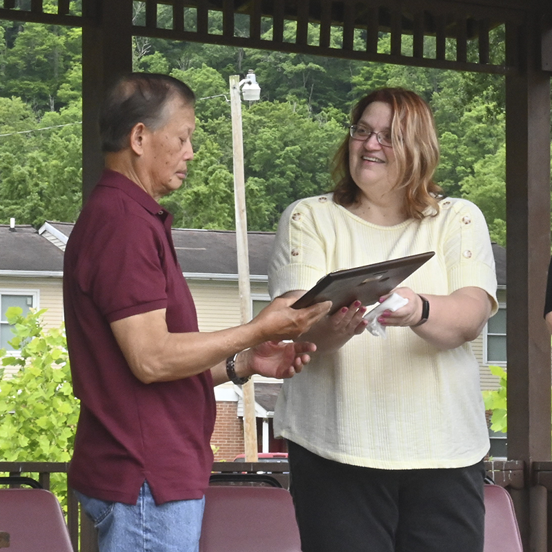 Community honors Dr. Aranas with retirement party