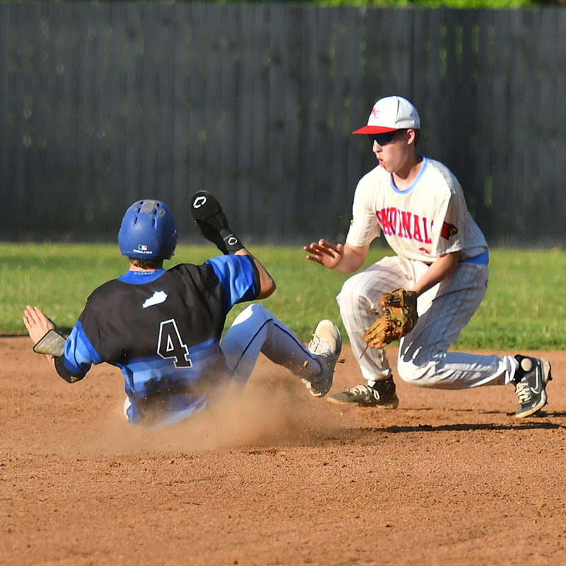 Cardinals drop three in a row