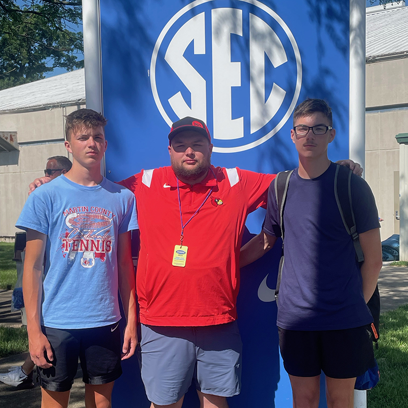 Dials brothers compete at state tennis tournament