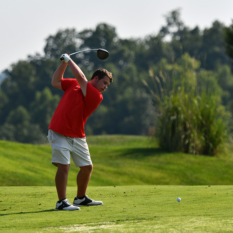 Cardinals golf competes in challenging PIT