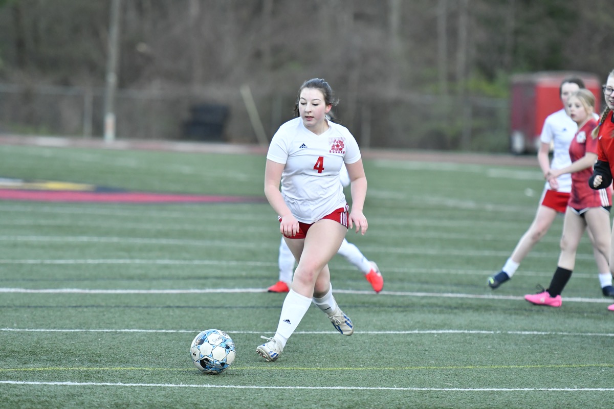MCMS soccer wins on 8th grade night