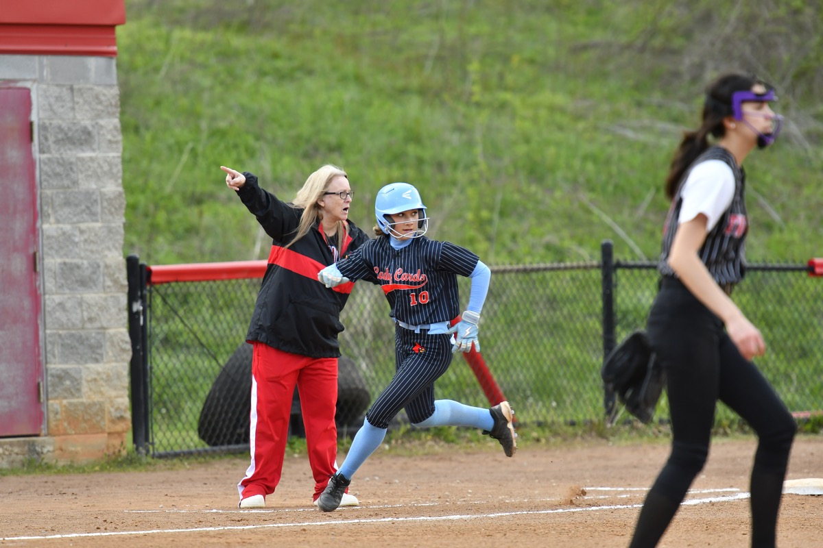Lady Cards get win over Fairview