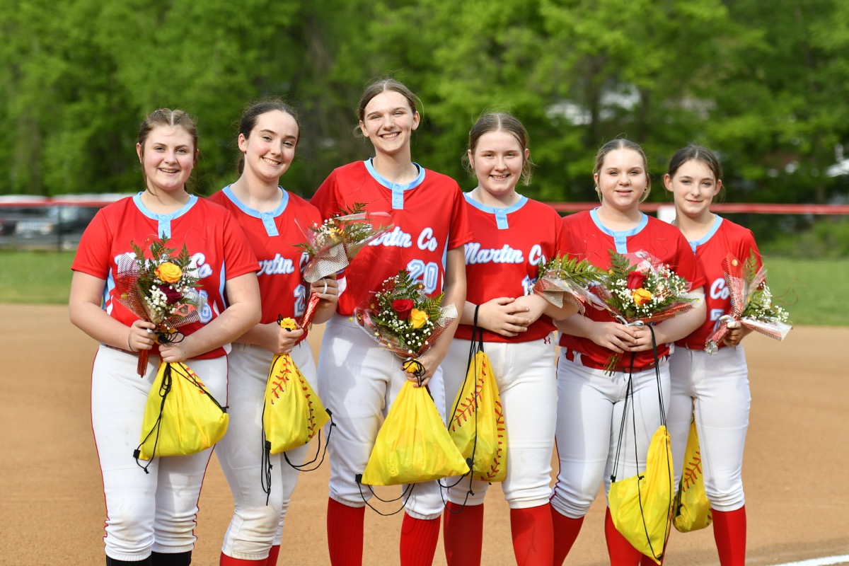 MCMS honors eighth graders