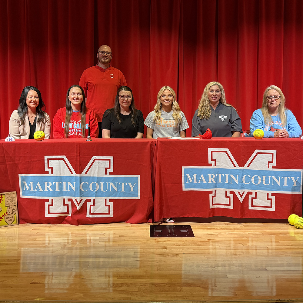 Endicott signs with UPIKE softball