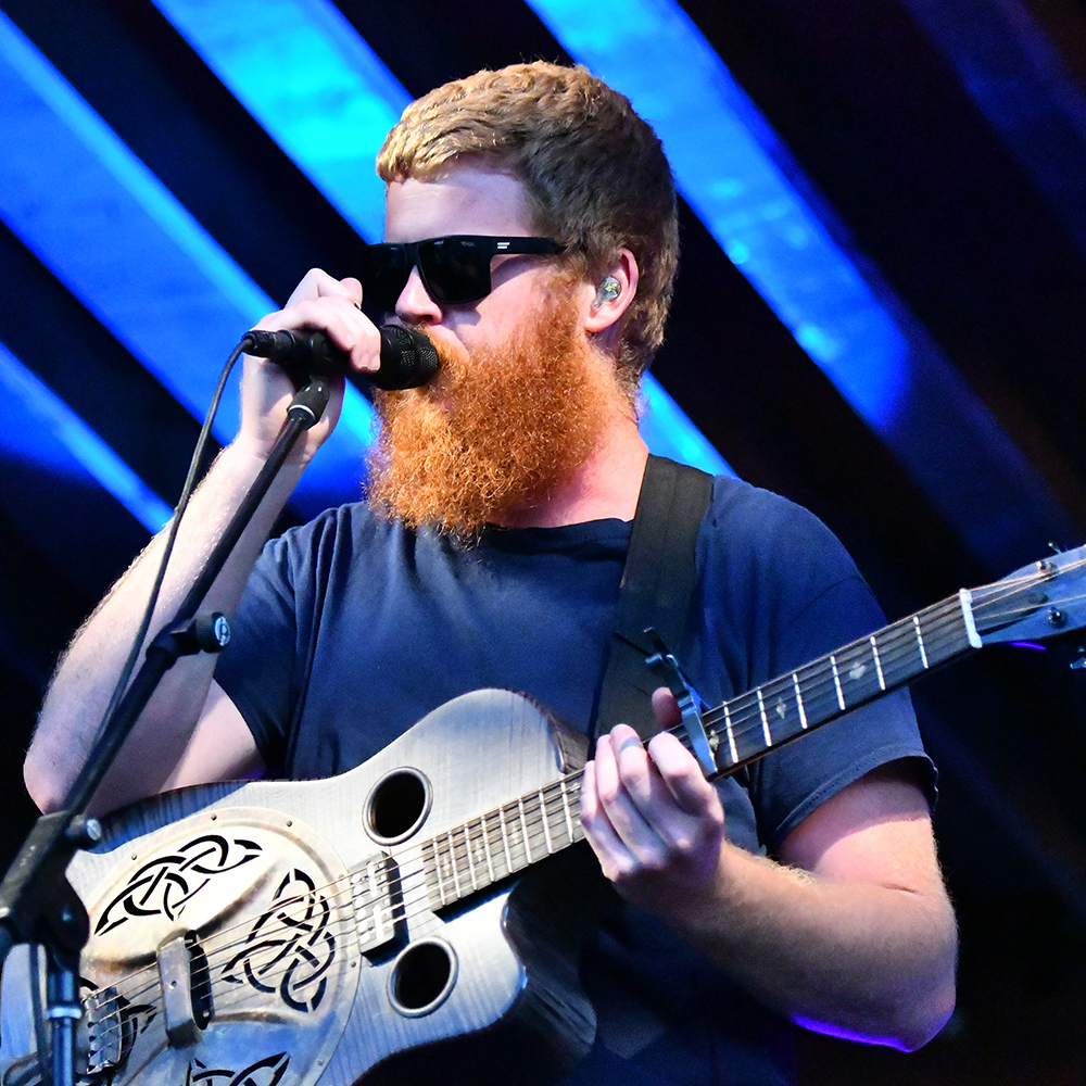 Oliver Anthony packs Inez