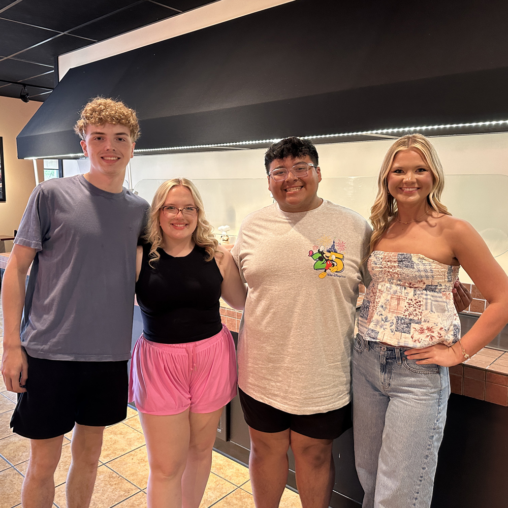 Senior Travel Club enjoys Orlando adventure