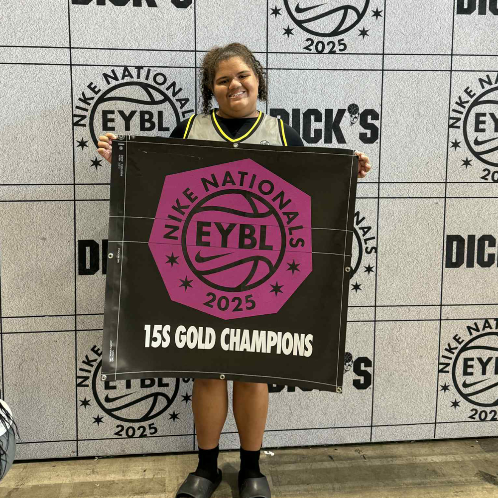 Maci Maynard plays for Nike Elite team