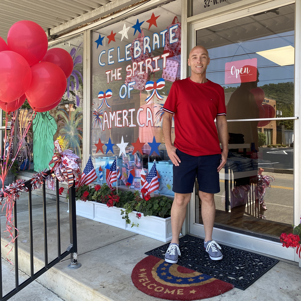 Spirit Shop brings fashion and new energy to downtown Inez