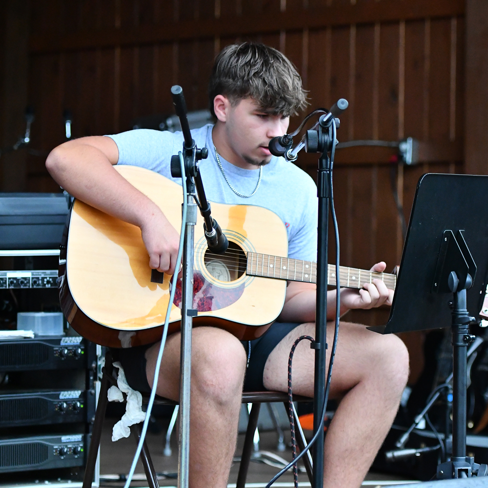 Summer Jam Sessions in Inez