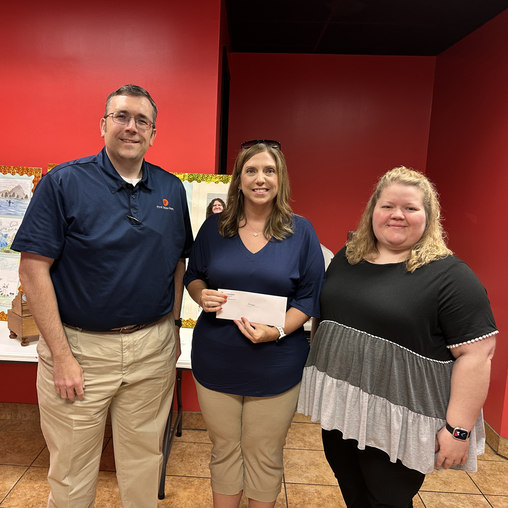 First State Bank backs Harvest Fest with Kiwanis donation
