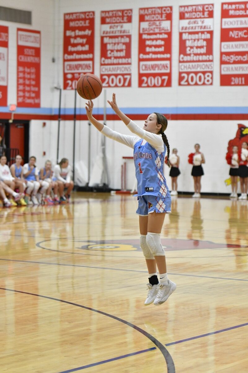 Lady Cards go 4-0 to win championship