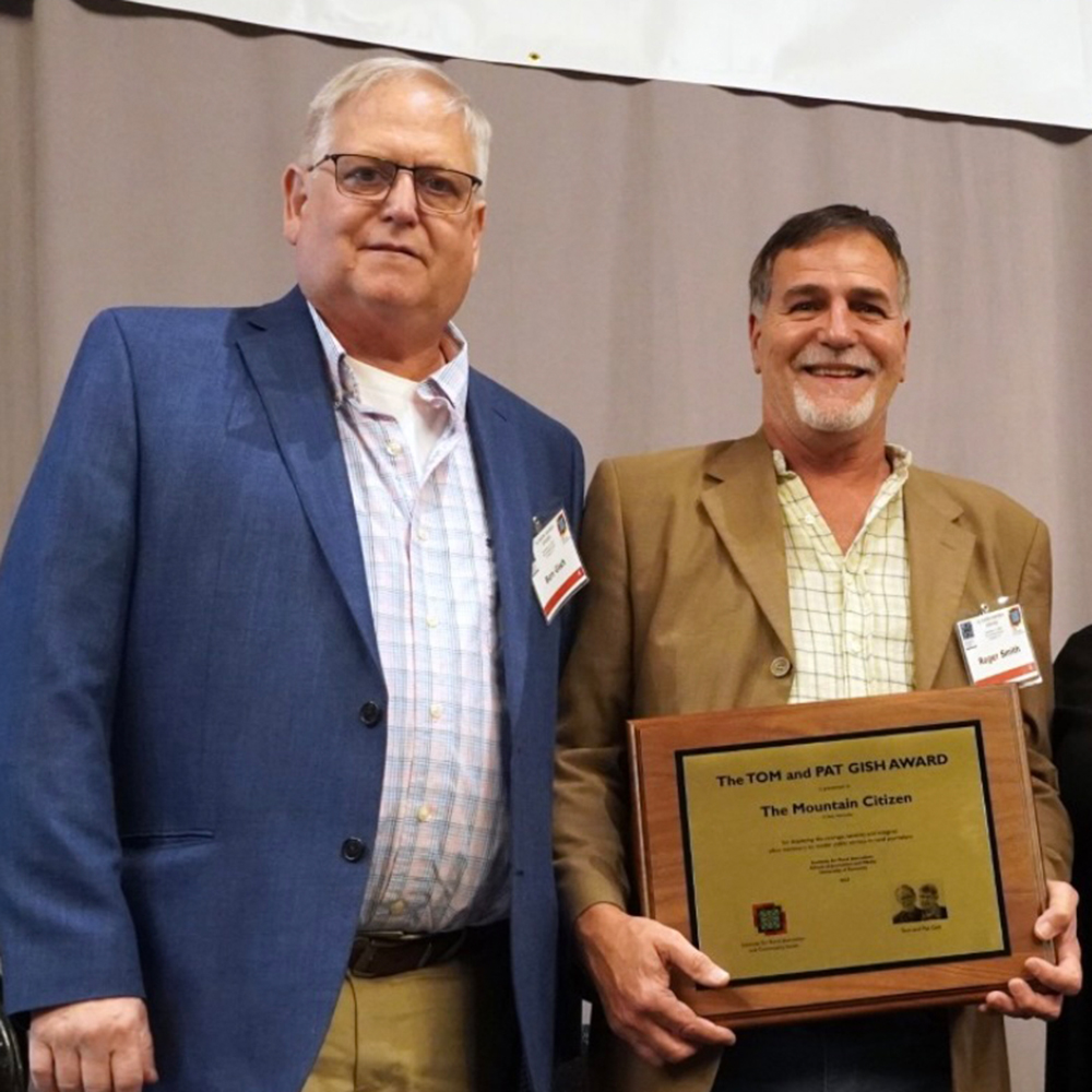 Mountain Citizen wins Tom and Pat Gish Award for courage, integrity and tenacity