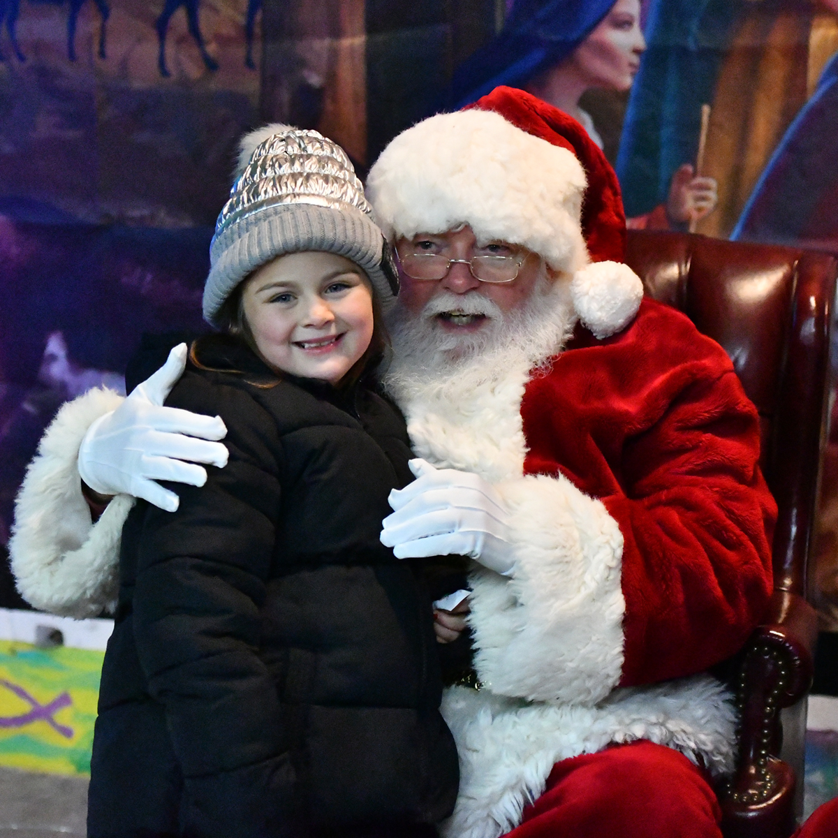 Christmas in the Park warms Kermit