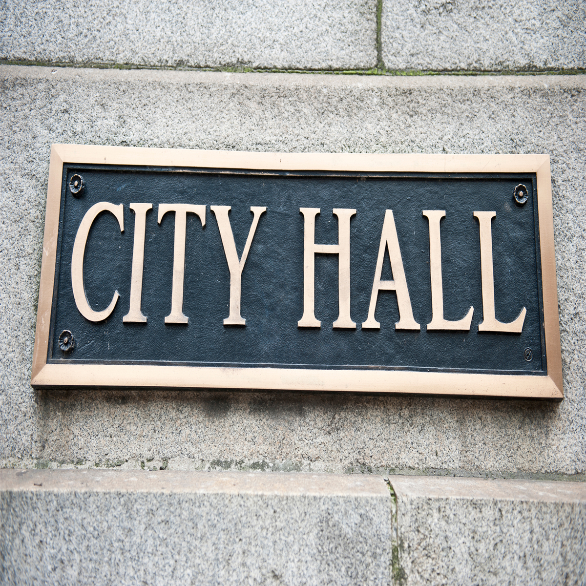 Marquee sign stalls for City of Inez