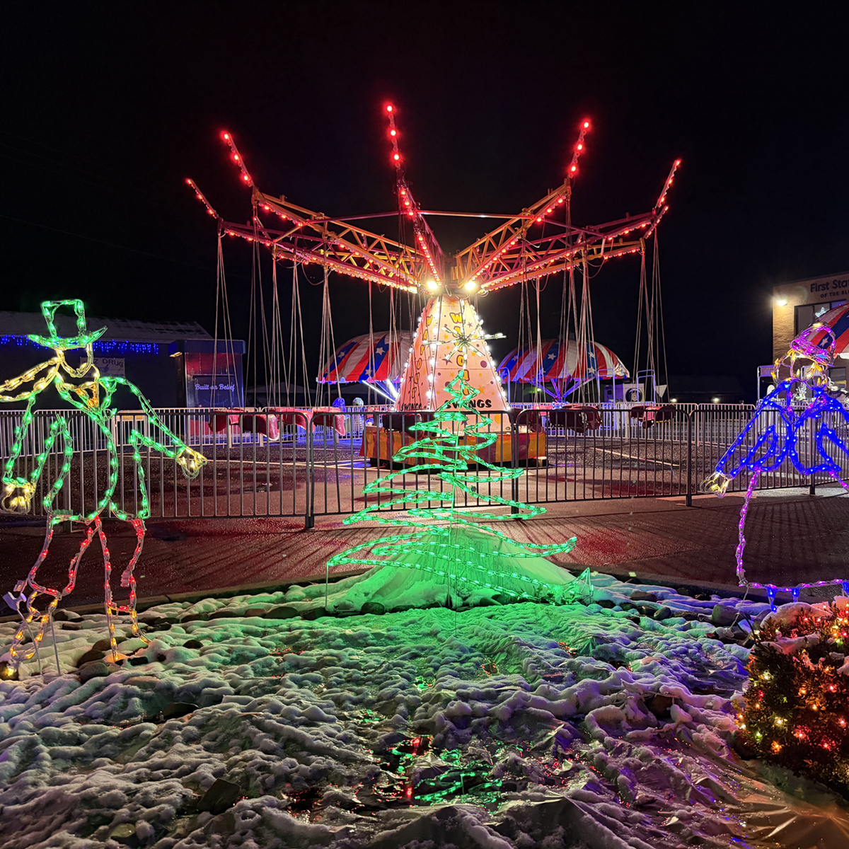 Season on display: Christmas in the Mountains