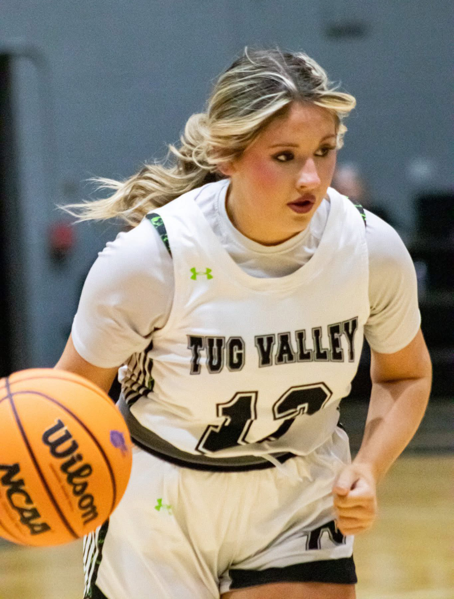 Lady Panthers race past Lady Miners