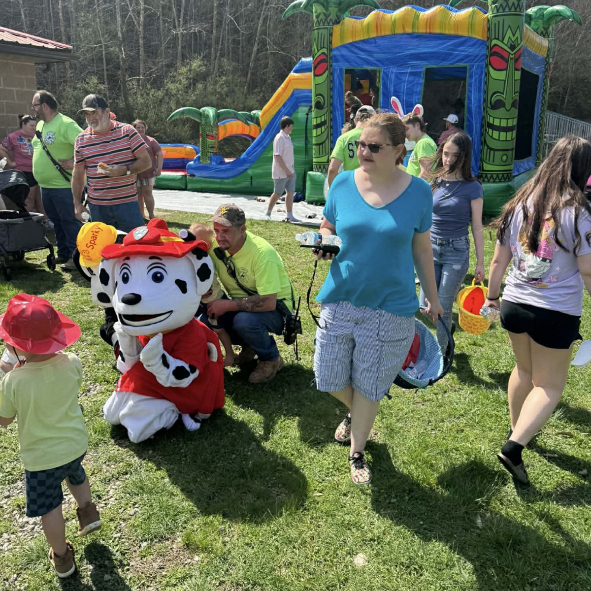 Lenore VFD Easter egg hunt draws crowd, honors chief with award