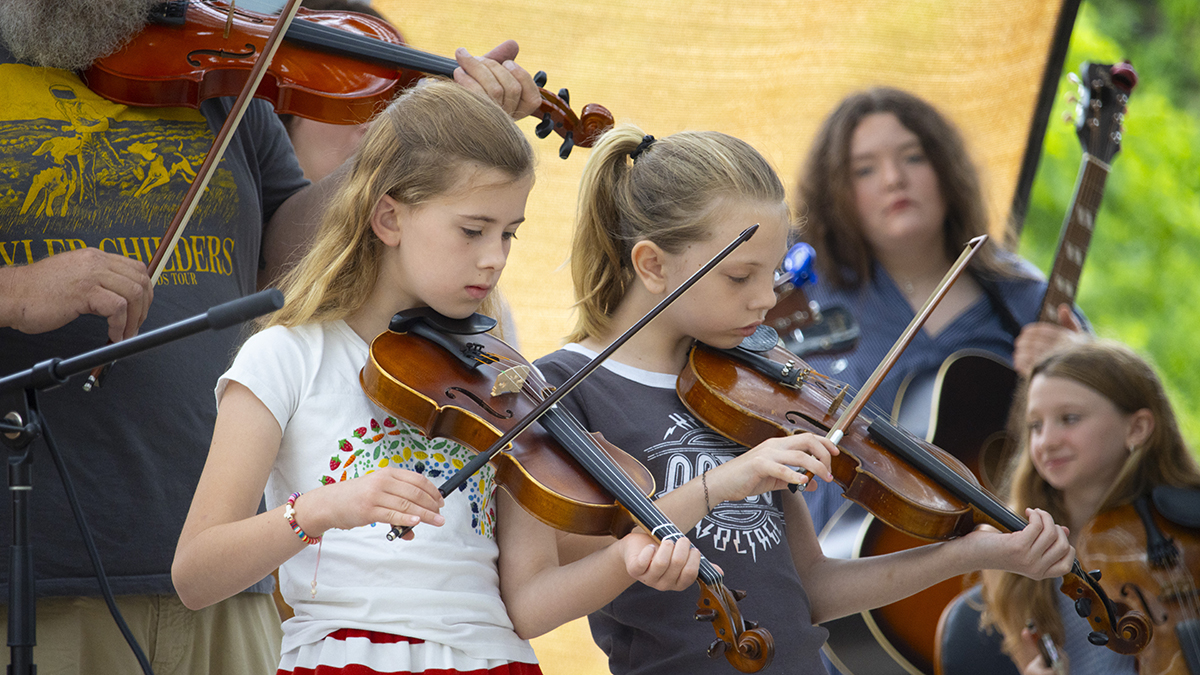 Seedtime on the Cumberland marks 40 years of music, art, mountain culture: June 5-7