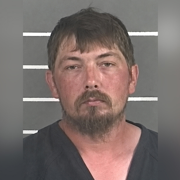 Driver accused of fleeing crash, leaving four juveniles behind